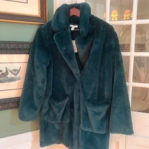 Nine West navy faux fur coat